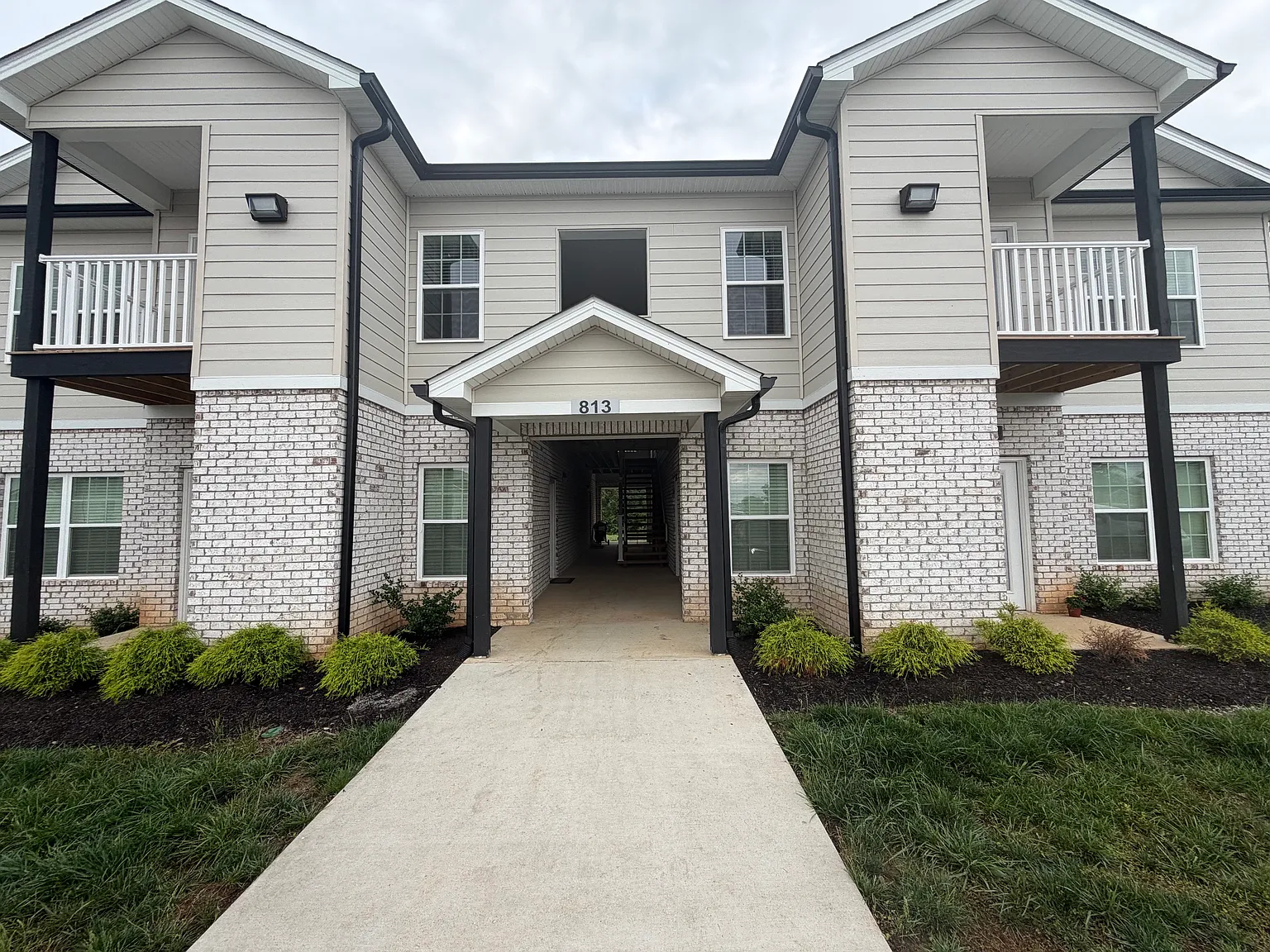 813 Brush Creek Street — Photo 1