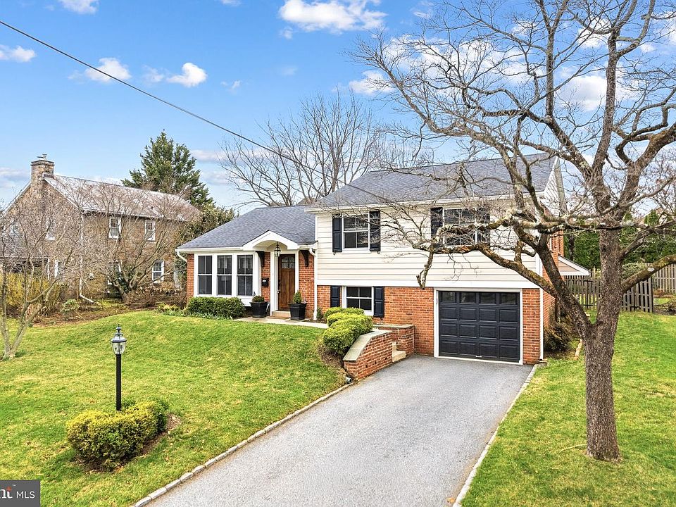 1st image of 332 Overhill Rd