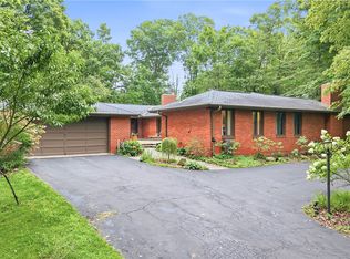 801 Koonce Rd, Hermitage, PA 16148