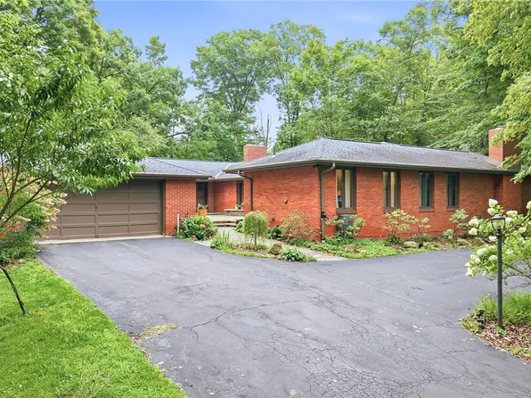 801 Koonce Rd, Hermitage, PA 16148