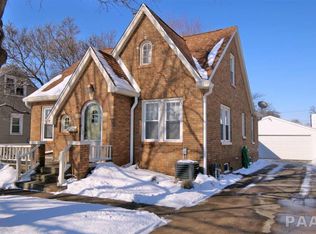 305 E Jackson St, Morton, IL 61550