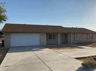 22265 Thunderbird Rd, Apple Valley, CA 92307