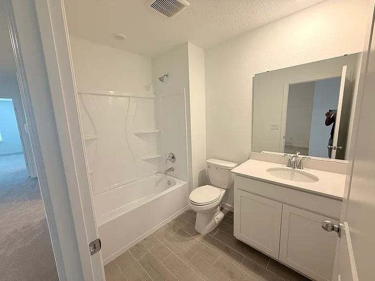 207 Hubbard Bend St — Photo 22