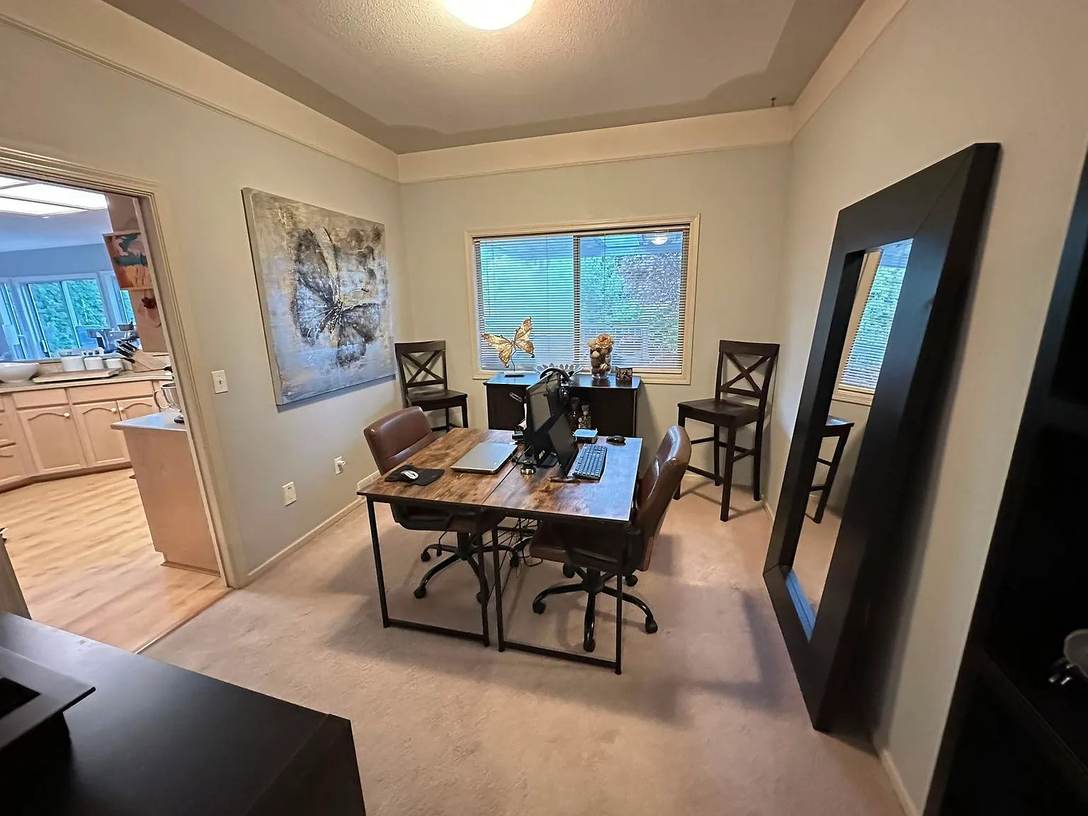 3 bed, 2050 sqft, $3,600 — Photo 4