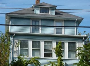 38 Saunders St, Medford, MA 02155