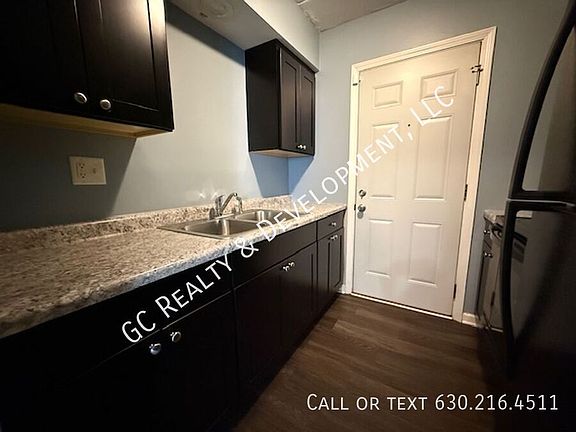 5th image of 332 E Wilson Ave #C
