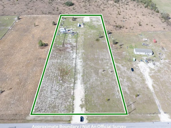 4541 Central Rd, Wellborn, FL 32094