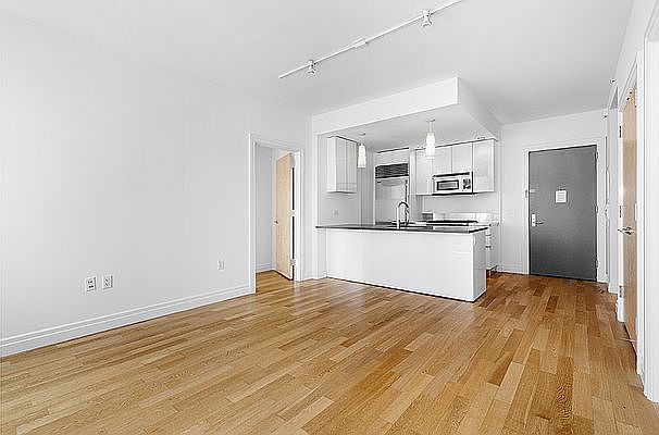 1st image of 554 W 54th St #27F