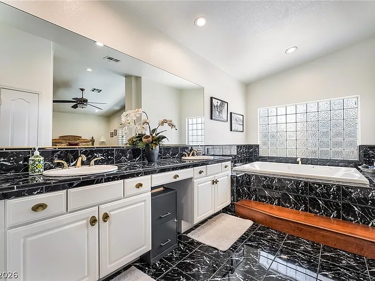 1922 Grey Eagle St #0 — Photo 37