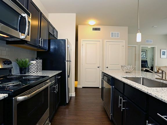 4th image of 304 E William Cannon Dr APT 1302