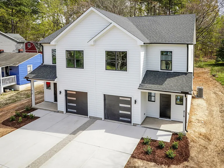 818 N Taylor St — Photo 43