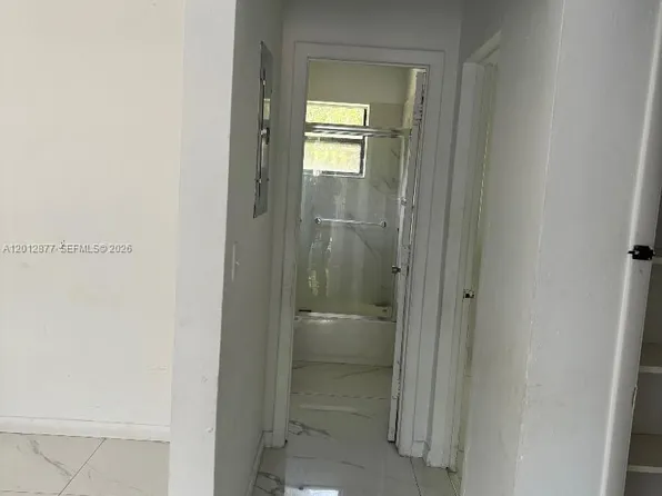 1371 NE 150th St, Miami, FL 33161