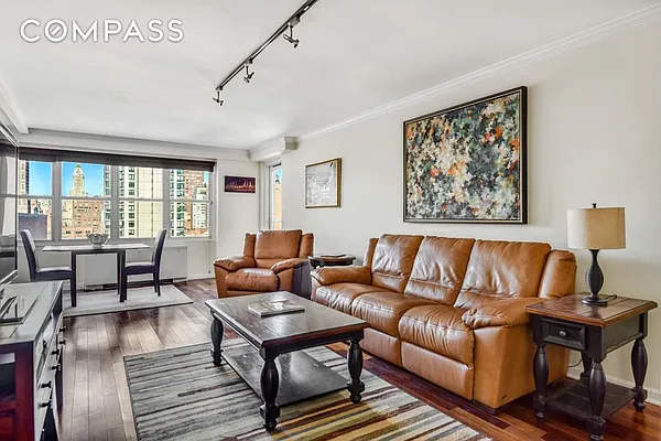 Sold by Compass | media 13