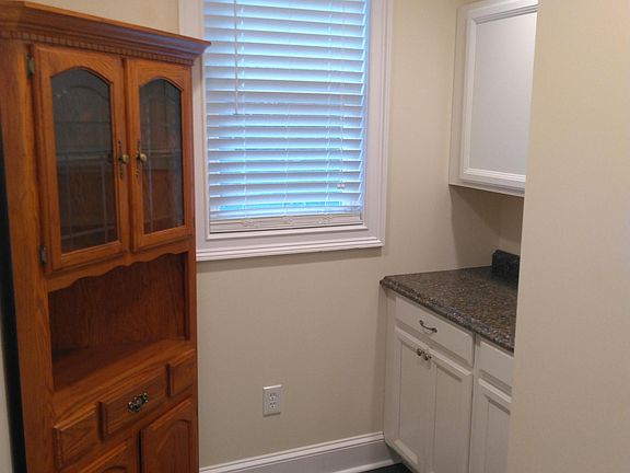 2nd image of 17 N Beaumont Ave #2