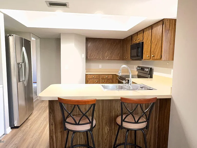 2 Pine Hurst Pl — Photo 6