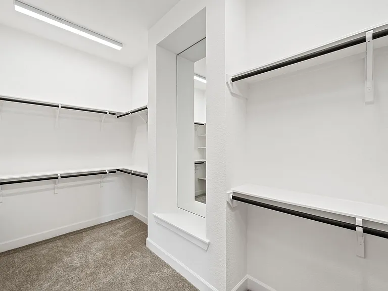 5702 Diamond Dust Dr — Photo 18