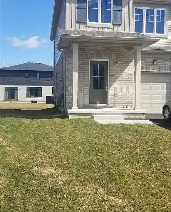 1st image of 32 Sunflower Pl