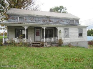 19 East St, Hartford, NY 12838
