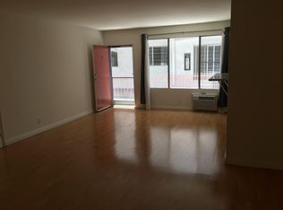 945 N Curson Ave APT 3, West Hollywood, CA 90046