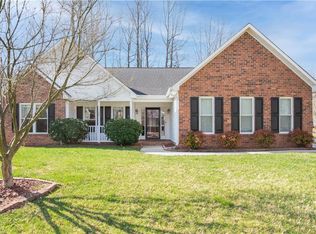 200 Coghill Dr, Winston Salem, NC 27103