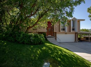 2190 S Elaine Dr, Bountiful, UT 84010