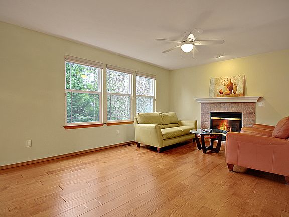 2nd image of 27928 NE 152nd St