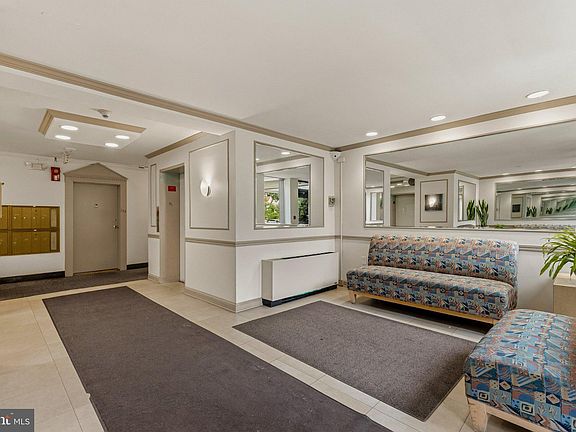 4th image of 3601 5th St S APT 501