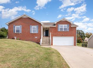 1845 Twin Rivers Rd, Clarksville, TN 37040