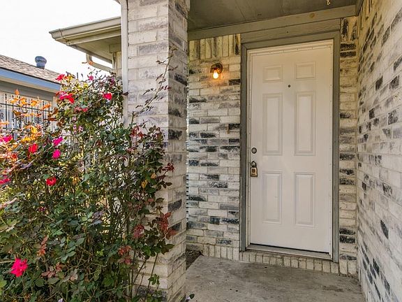 4th image of 10244 Blackjack Oaks Dr