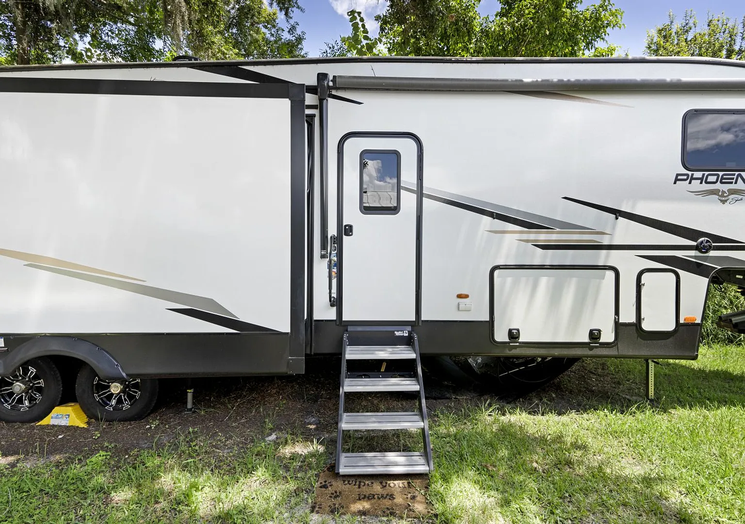 JRZ 305 Linden Dr Ellenton - 5th Wheel — Photo 4