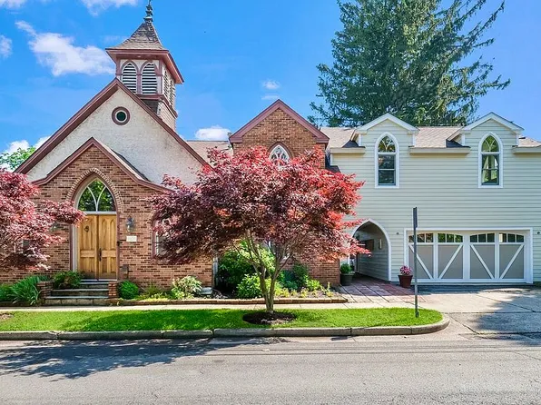43 Lafayette St, Doylestown, PA 18901