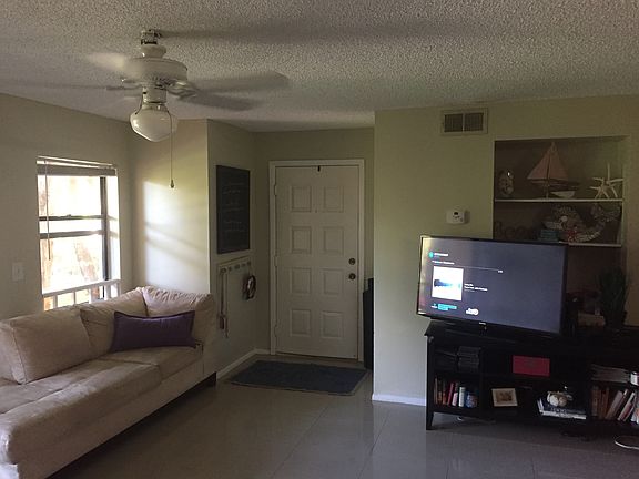 5th image of 9999 Summerbreeze Dr APT 817