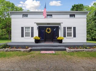 8809 Sashabaw Rd, Clarkston, MI 48348