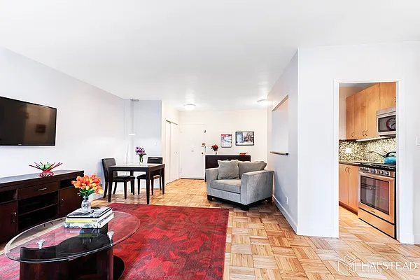 Sold by Brown Harris Stevens | media 19