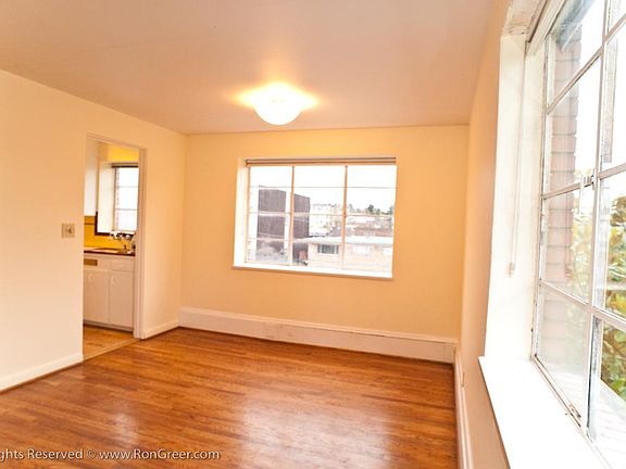 5th image of 303 Harvard Ave E APT 304