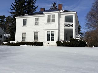 45 Main St #G, Stockbridge, MA 01262