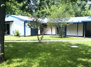 938 Reiley Rd, Seguin, TX 78155