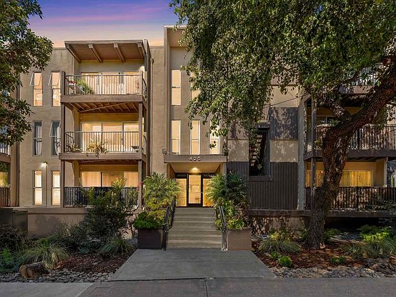 4th image of 425 Orange St APT 202