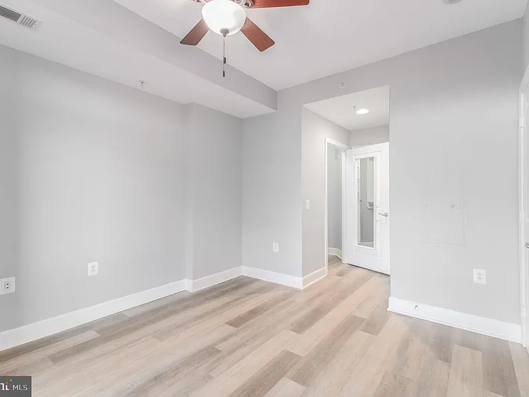 3600 Glebe Rd #716W — Photo 8