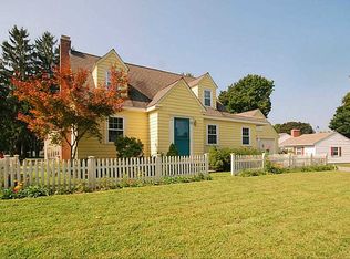 42 Crossways Rd, East Greenwich, RI 02818