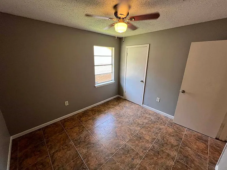 5057 Baker Blvd — Photo 12