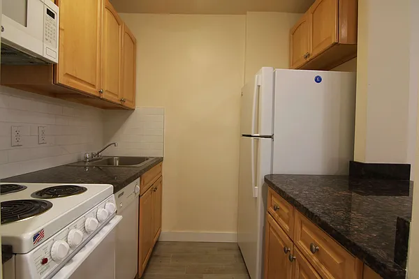 Rented by Guidance Realty Corp. | media 5