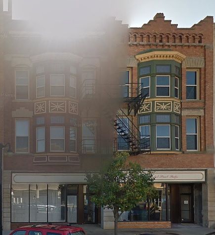 1st image of 152 E Market St APT 3