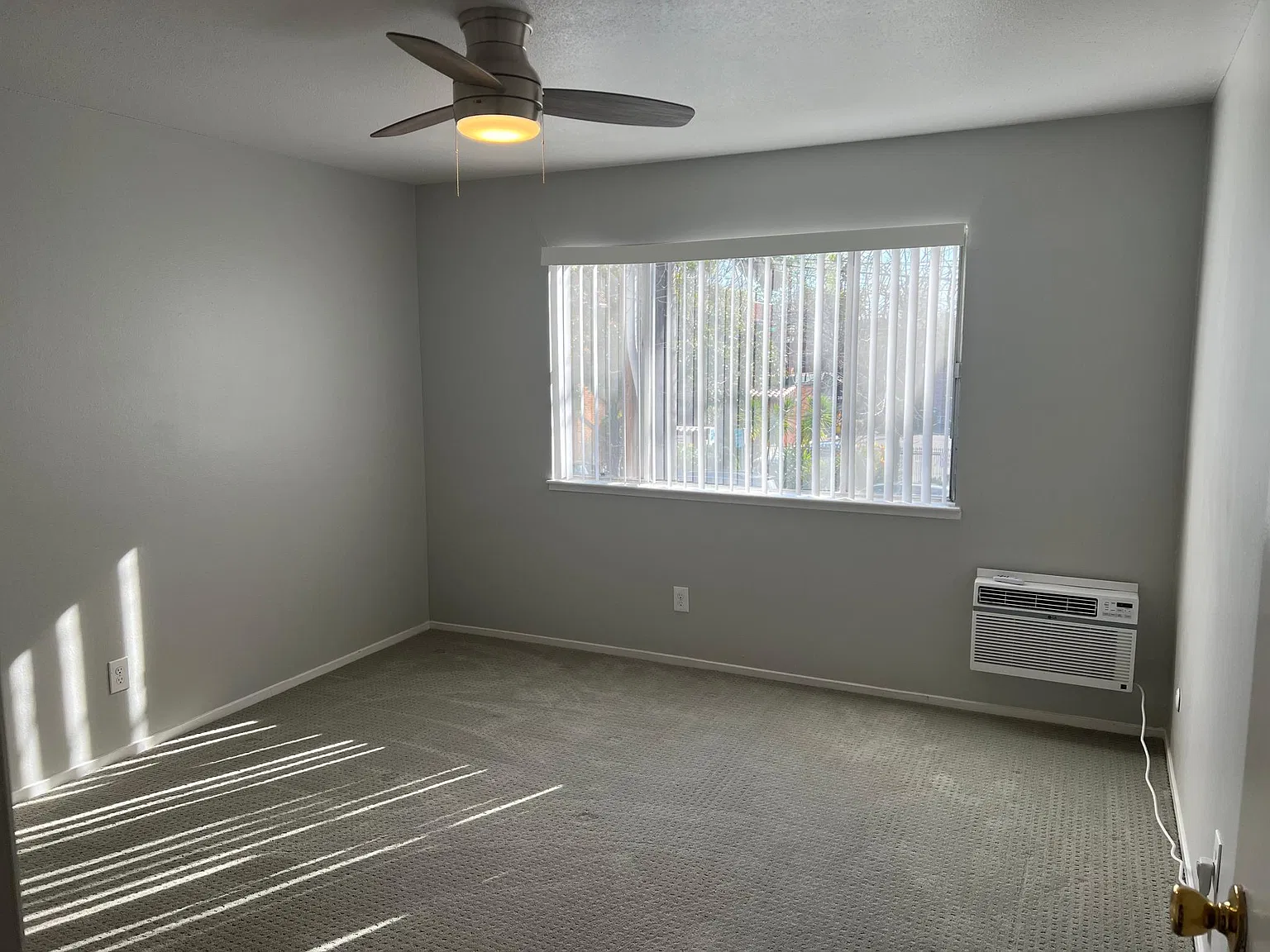 1 bed, 650 sqft, $1,365 — Photo 2