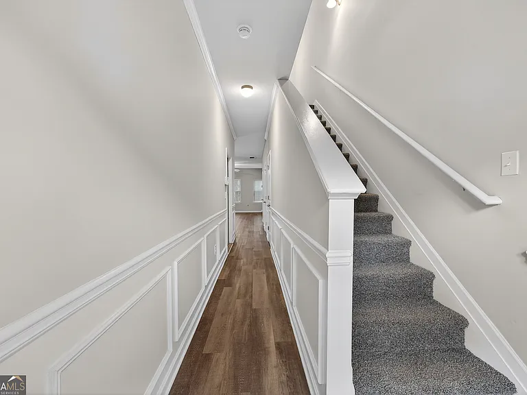 4497 Ravenwood Dr — Photo 4