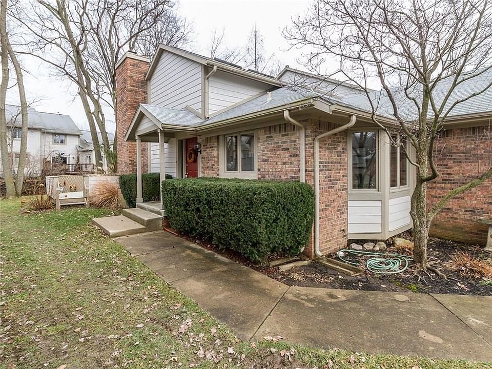 1st image of 8152 Foxchase Dr
