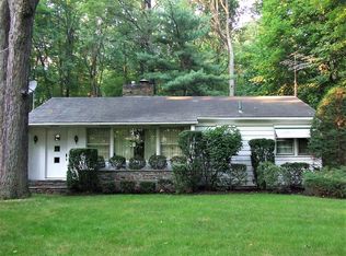 33 Hills Rd, Latham, NY 12110