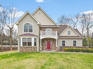 6 Heritage Pl, Tappan, NY 10983