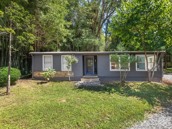 15 Lawterdale Rd, Asheville, NC 28804