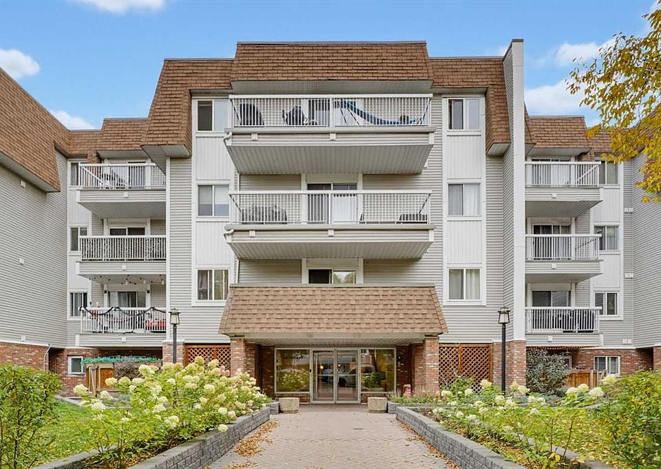 1st image of 540 S 18th Ave SW #405